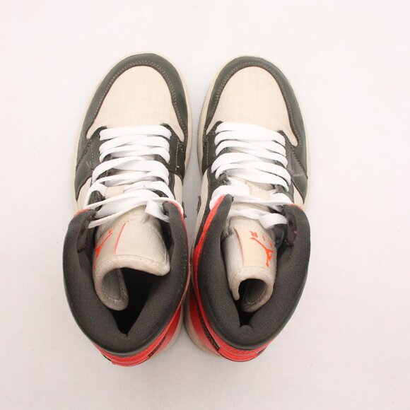 Nike Air Jordan 1 Mid SE Newsprint Women's Size 6 Athletic sneaker DQ6078-100 - Picture 9 of 10